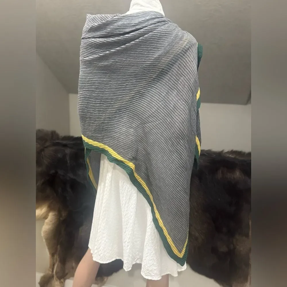 Oversized Handmade Boho Style Colorblock Shawl/Wrap With Pleated Textured